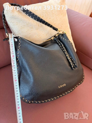 Оригинална дамска чанта LIU JO – черна, бохо стил, снимка 5 - Чанти - 53427572