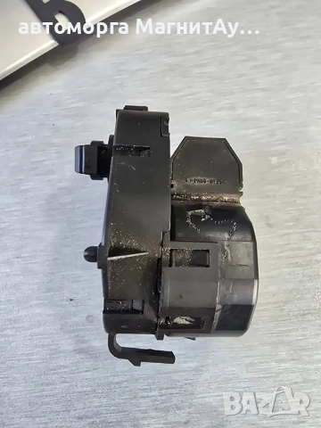 6911821 МОТОРЧЕ КЛАПИ КЛИМАТИК ПАРНО BMW, снимка 2 - Части - 52222557