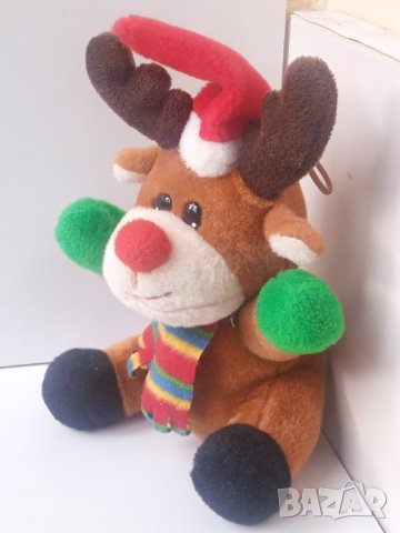 Плюшено Еленче / Елен с Коледна шапка и шалче, снимка 2 - Плюшени играчки - 44238597