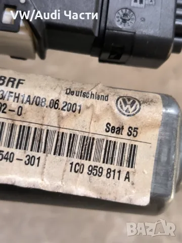 Задно ляво моторче машинка стъкло за Сеат Леон Толедо Голф 4 Seat Leon Toledo Golf 4 Bora 1C0959811A, снимка 3 - Части - 49600305