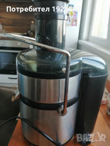 Продавам сокоизтисквачка 