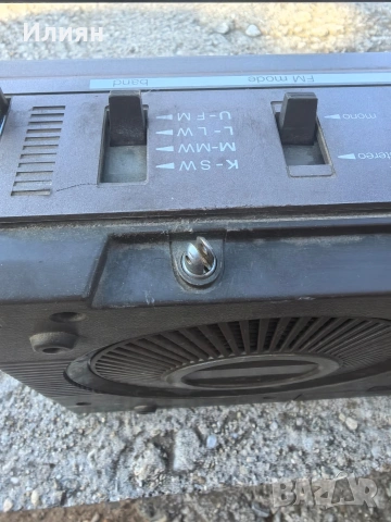 Радиокасетофон, снимка 6 - Радиокасетофони, транзистори - 53868705