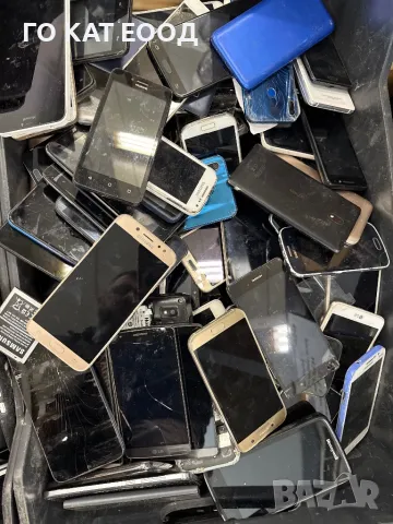 Смартфони , снимка 3 - Samsung - 49619321