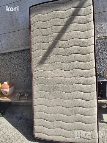 Единичен матрак 90/200