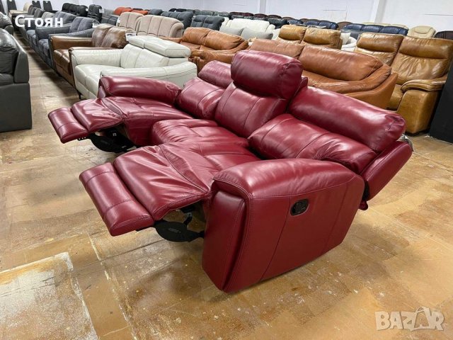 Червен кожен диван тройка с ръчен релаксиращ механизъм, снимка 9 - Дивани и мека мебел - 39711420