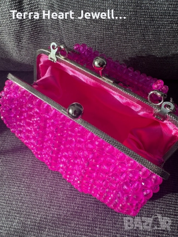 Дамска чанта от кристални мъниста и метална рамка , снимка 6 - Чанти - 52502126