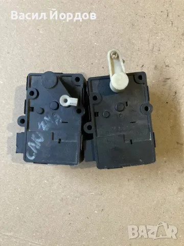 Моторче Клапи Парно Каризма / Волво / MR268261 / Mitsubishi/ Volvo / , снимка 2 - Части - 48468850