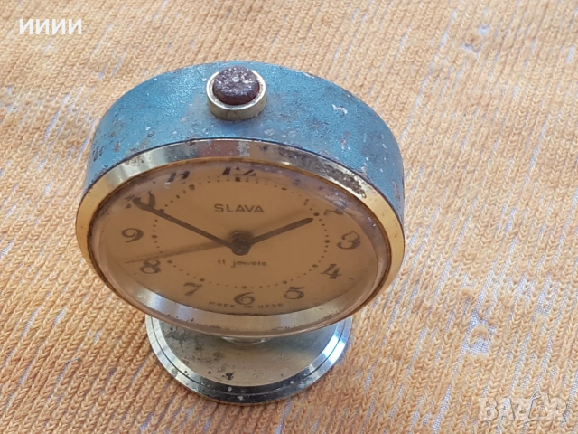 Часовник будилник Слава 3