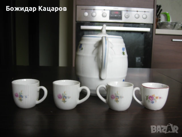 Стар български порцелан. Цена 23 лева.Пращам по Еконт. За София, може и лично да си ги вземете., снимка 4 - Сервизи - 50625484