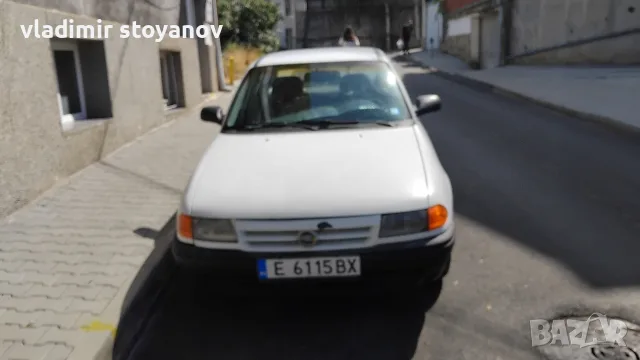 Opel Astra 1,6 бензин и гас.Колата се намира в Петрич