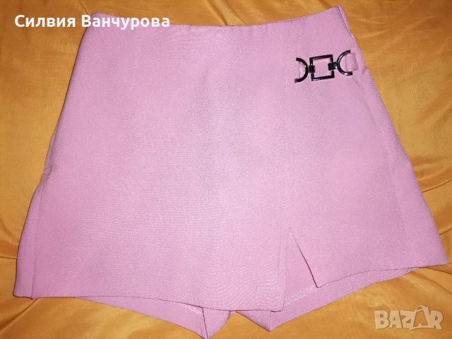 Уникални модели на панталонки и поли Bershka , снимка 12 - Поли - 39932967