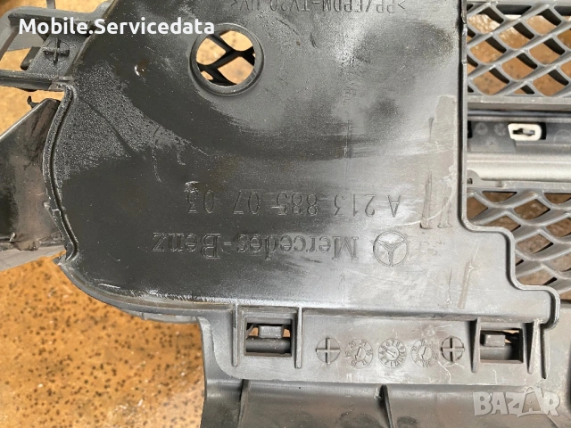 оригинална предна решетка с емблема за Mercedes-Benz E Class W213, снимка 6 - Аксесоари и консумативи - 53621219