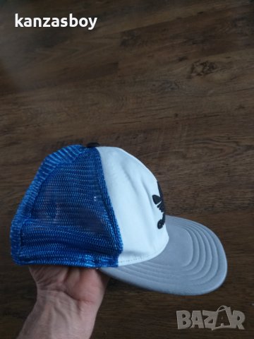 adidas originals Trefoil Heritage Trucker Cap - страхотна шапка, снимка 4 - Шапки - 40327378