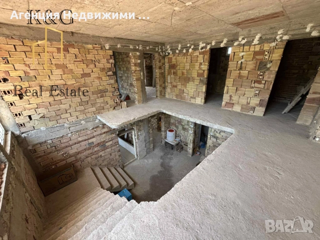 Две къщи в един двор и заведение, снимка 10 - Къщи - 51521752