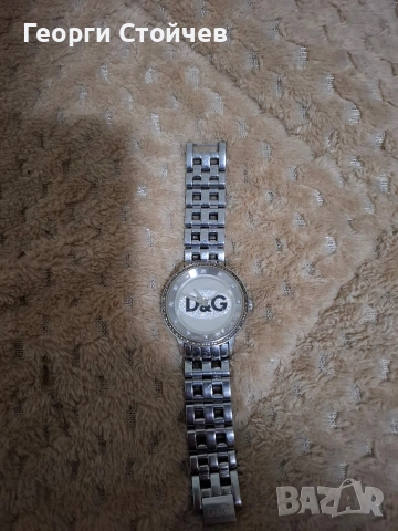 Продавам часовник Dolche Gabana