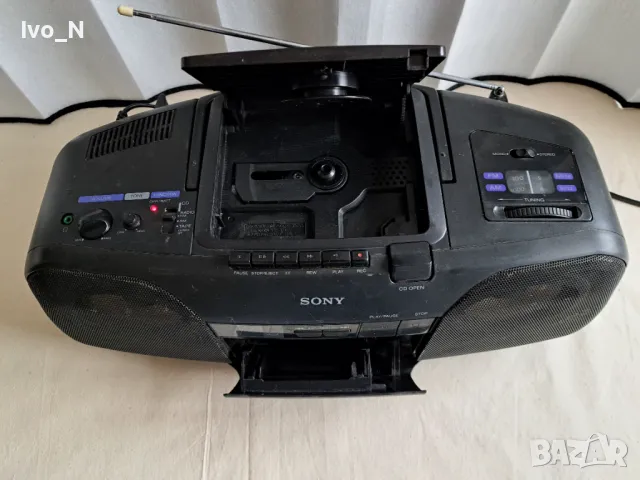 CD радиокасетофон Sony CFD-8., снимка 4 - Радиокасетофони, транзистори - 49068603
