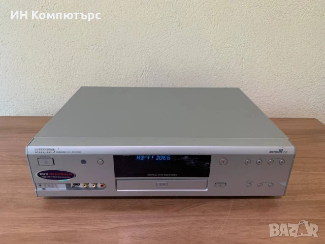 Продавам DVD рекордер Philips DVDR 980, снимка 2 - Плейъри, домашно кино, прожектори - 50997792