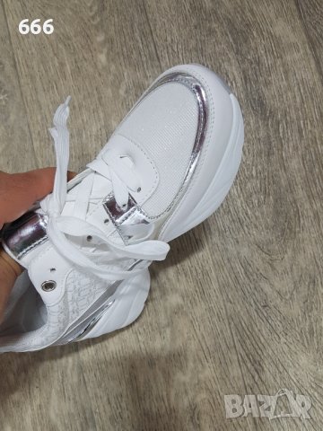 Обувки, снимка 2 - Дамски ежедневни обувки - 39701412