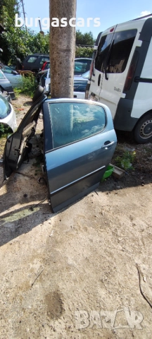 Врата предна лява задна лява Peugeot 407 - 100лв, снимка 4 - Части - 52009647