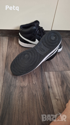 Кецове Nike, снимка 3 - Маратонки - 44728364