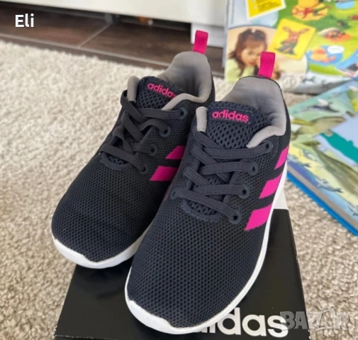 Чисто нови маратонки Adidas , снимка 2 - Детски маратонки - 53634674