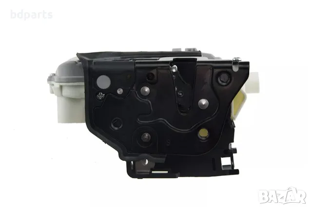 Брава за предна лява врата VW, Passat B6, Tiguan 5N, Audi A4 A5 Q5 Q7,, снимка 4 - Части - 56142071