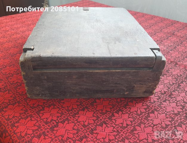 Старо дървено куфарче, снимка 4 - Антикварни и старинни предмети - 40215649