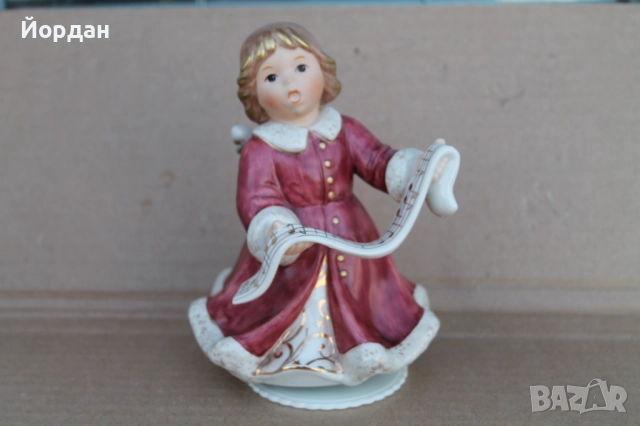 Порцеланова фигурка ''Goebel''  /Ангел с латерна/