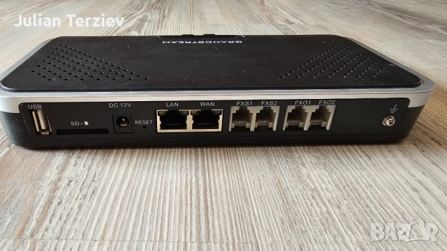 IP Телефонна централа Grandstream UCM 6202, снимка 3 - Стационарни телефони и факсове - 53746831