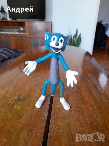 Стара играчка Котарака Том