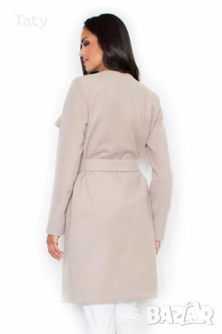 Палто за мама бежав цвят 