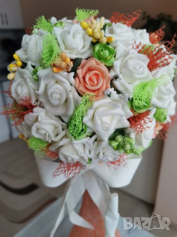 Ръчно изработен букет във ваза, снимка 2 - Изкуствени цветя - 39876839