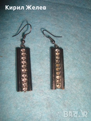 СТАРИ СРЕБРИСТИ КРИСТАЛНИ ФЕШЪН АРТ ОБЕЦИ 26813, снимка 4 - Обеци - 34831038