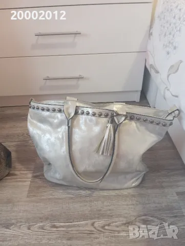 чанти по 10 лв, снимка 14 - Чанти - 50432205