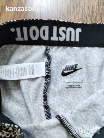 Nike - страхотен дамски клин КАТО НОВ M, снимка 7 - Клинове - 51119564