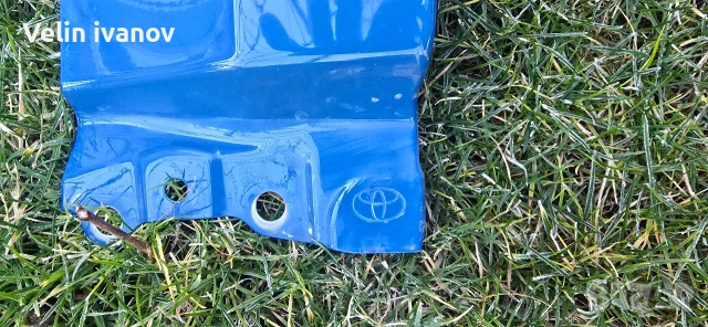 десен калник за тойота ярис , снимка 3 - Части - 53664002