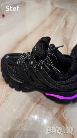 Balenciaga Track светещи, снимка 4 - Маратонки - 53536536