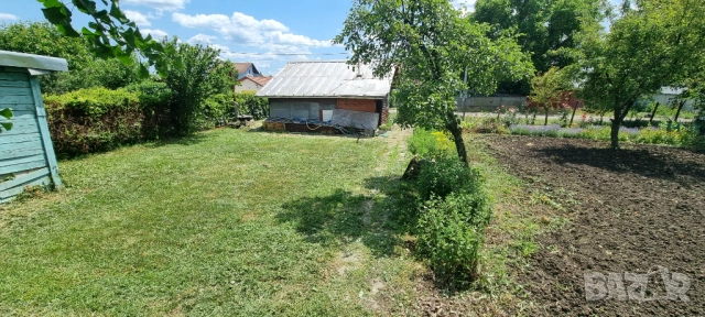 Парцел в регулация, бунгало, ток, вода, сондаж, овощни дръвчета., снимка 10 - Парцели - 53813164