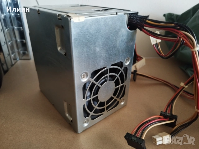 Захранване DELL, снимка 2 - Захранвания и кутии - 53130377