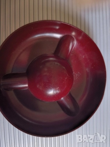 стар пепелник бакелит като нов, снимка 3 - Антикварни и старинни предмети - 52981453