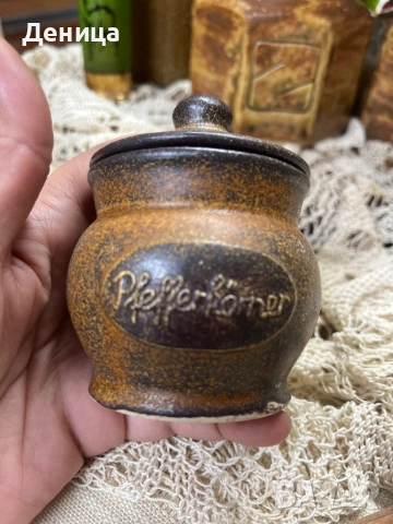 Керамични съдчета за съхранение Бутилка-22 см Цена-13 лв /6.65€  , снимка 12 - Кутии за храна - 52942063