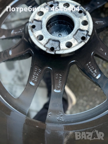 Mercedes джанти с гуми pirelli 255/45/19 285/40/19, снимка 2 - Гуми и джанти - 52352167