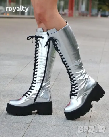 Ботуши на платформа - сребриста кожа с черно ходило