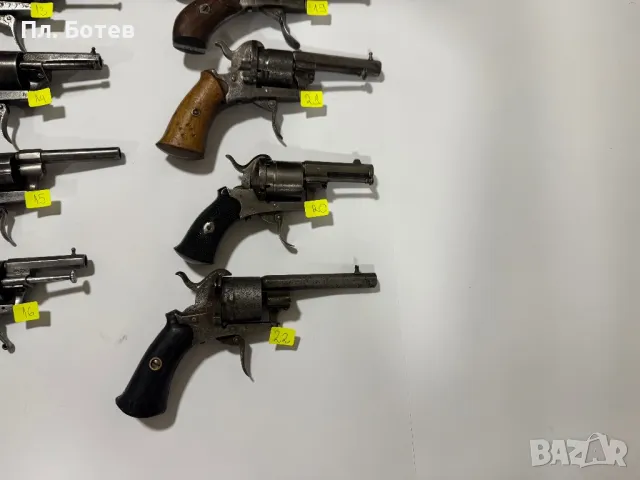 Стар револвер, пистолет, снимка 13 - Антикварни и старинни предмети - 48981971