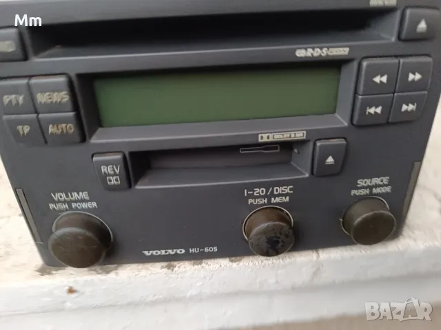 касетофон от Волво в40