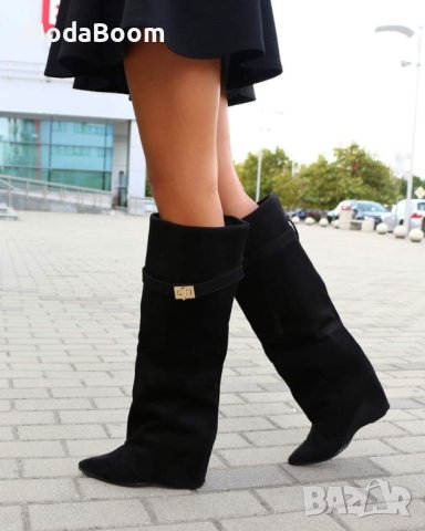 Велурени ботуши на платформа 