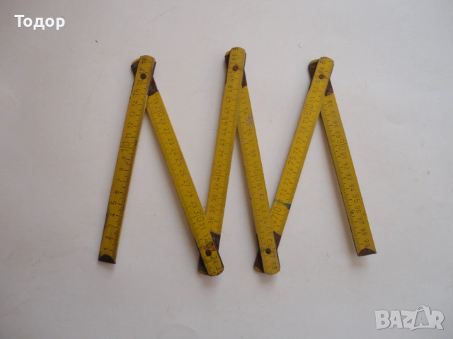 Старинен английски дървен метър 