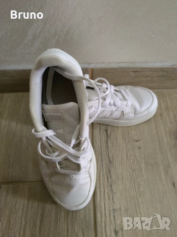 Дамски кецове Adidas , снимка 6 - Кецове - 50512330