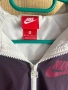 Дамско яке ветровка Nike, снимка 2