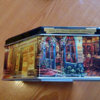 Метална кутия за бисквити и шокола с картини на Виктор Швайко - Viktor Shvaiko, снимка 10 - Колекции - 34300911